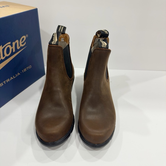 Blundstone 1673 Antique Brown Leather Chelsea Ankle Women’s Boots - Picture 2 of 9